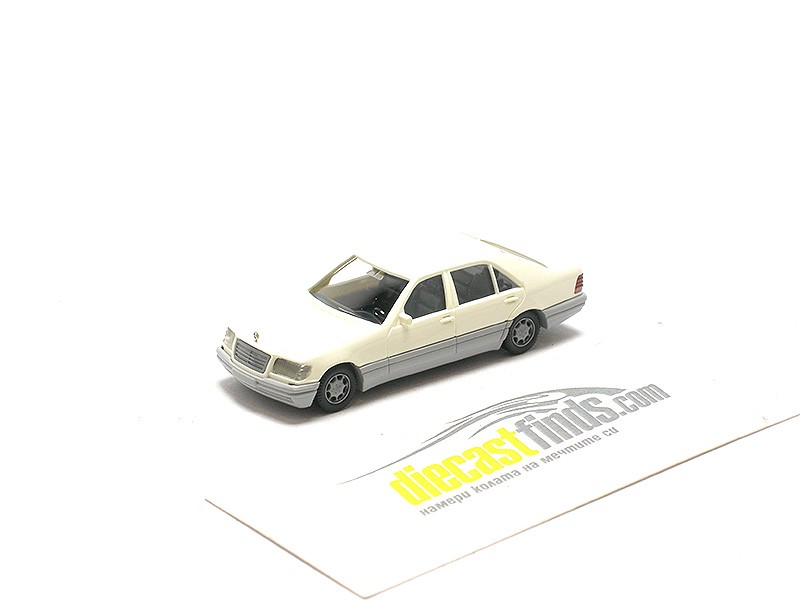 Mercedes-Benz S500 (W140) 1997 white