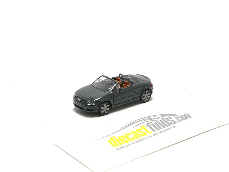 Audi TT Roadster 2000 grey metallic