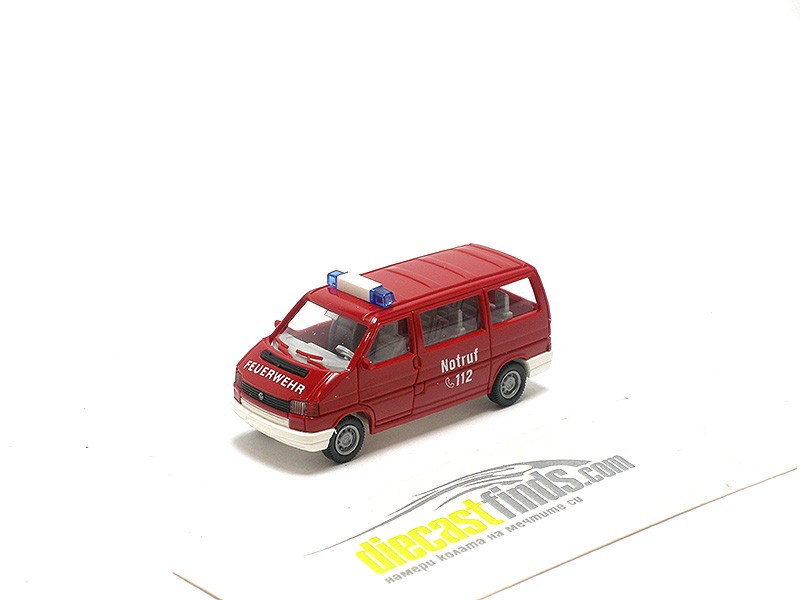 Volkswagen Caravelle T4 Fire Department red