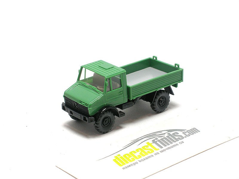 Mercedes-Benz Unimog 1700 L (U435) Flatbed Truck green
