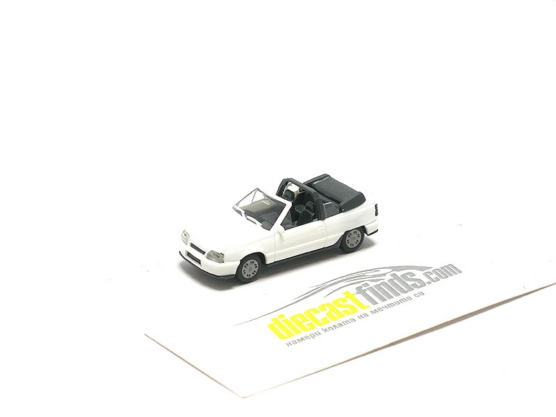 Opel Kadett E GSi Cabrio white