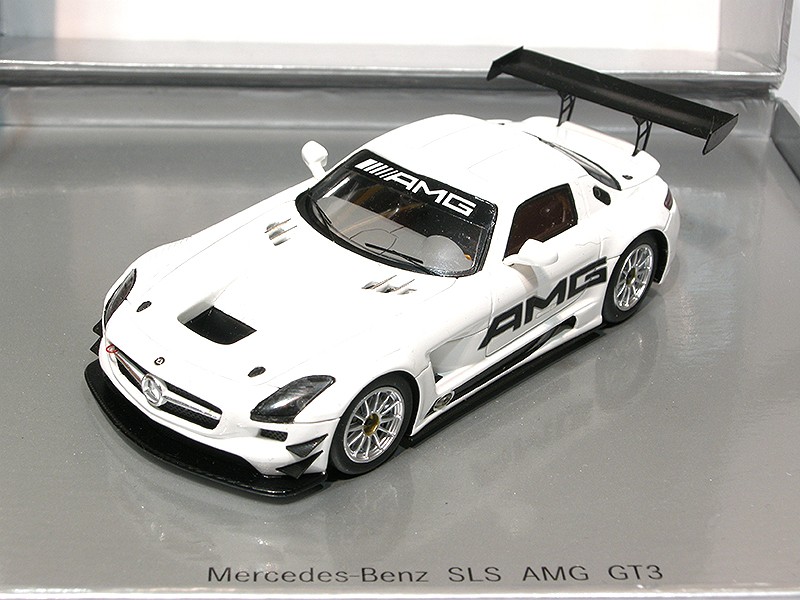 Mercedes-Benz SLS AMG GT3 White