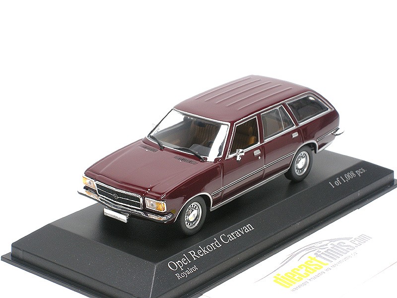 Opel Rekord D 1975 Caravan Royal Red