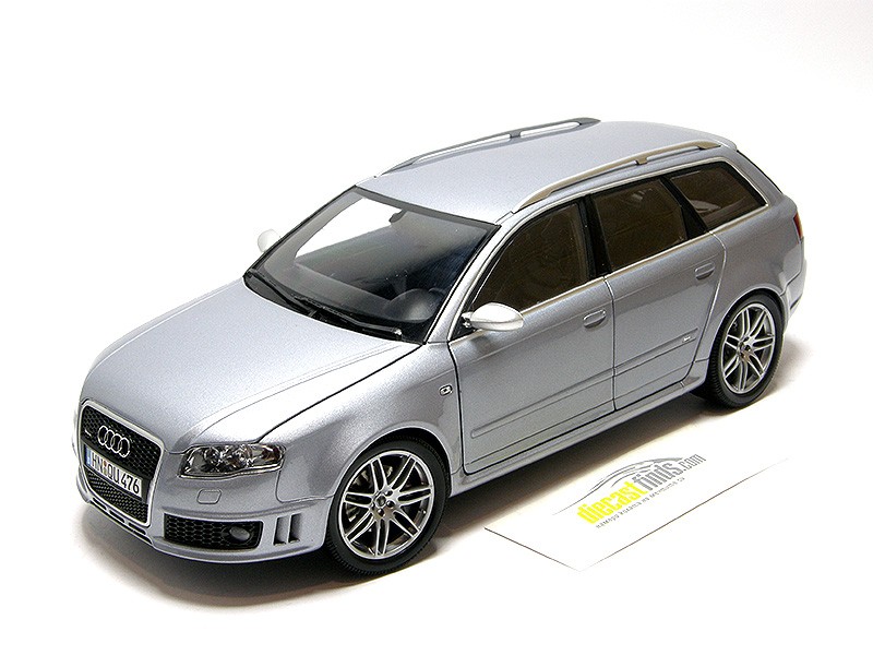 Audi RS4 Avant 2006 Silver Metallic