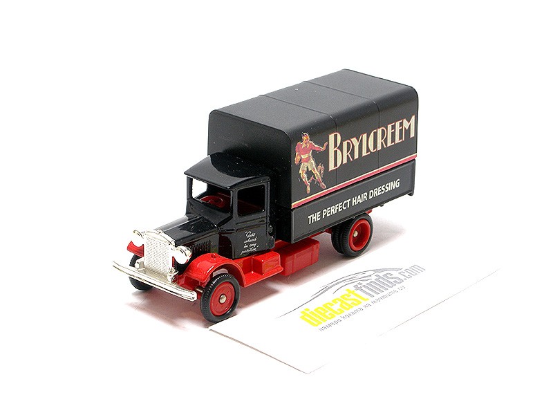 Mack Canvas Brylcream