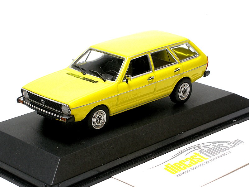 VW Volkswagen Passat LS Variant MKI 1974 Yellow