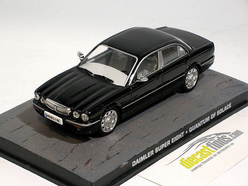 Daimler Super Eight Black