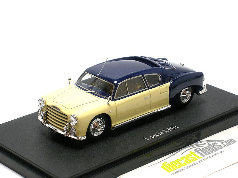 Lancia LP01 1947 cream/dark blue