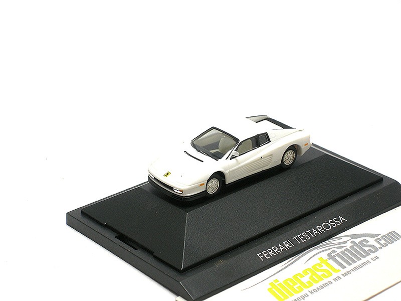 Ferrari Testarossa 1984 white